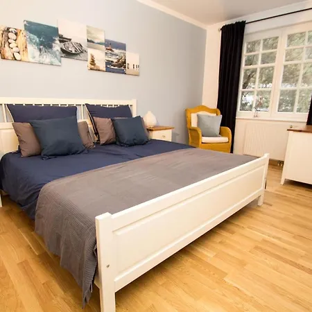 Residenz Am Kluenderberg By Rujana * Binz