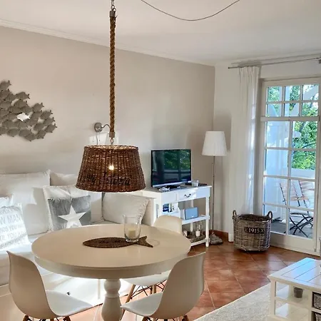 Residenz Am Kluenderberg By Rujana * Binz